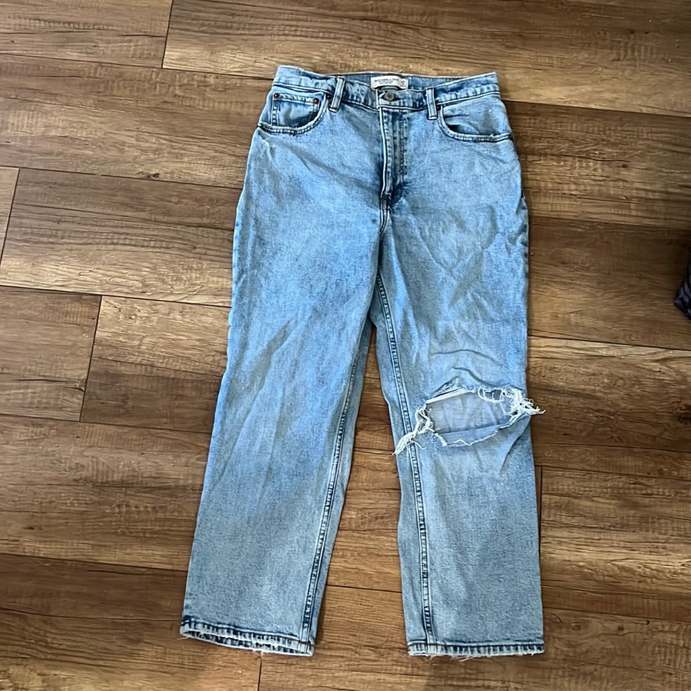 A&F The Ankle Straight Ultra High Rise Jeans